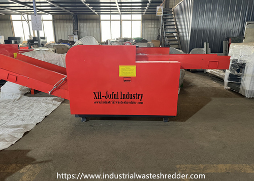 Najnowsze wiadomości o Nowo ukończony model 800F dla Indii Pieluchy dla niemowląt Klient odpad, szczotki pieluchy, maszynka do kruszenia, wadliwy krusznik pieluch, 7.5 kW silnik do cięcia