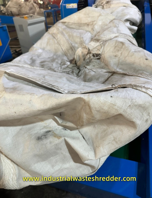 Wielki Raffia Bag Shredder Super Sack Grinder Mill Dostosowana pojemność Rozładowanie Rozmiar